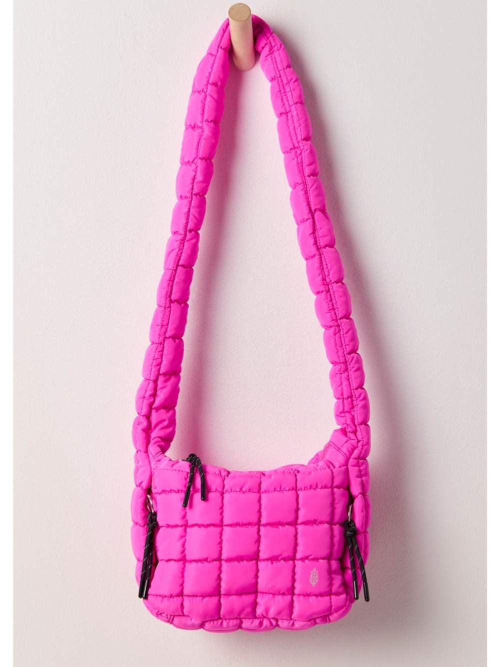 NWT Free People x FP Movement Quilted Baby Carryall Bag in Fuchsia Flirt 💕